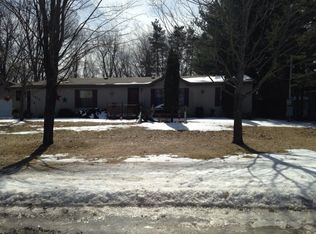 1855 Marathon Dr, Cadillac, MI 49601