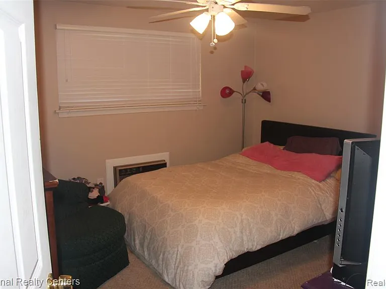 29160 Tessmer Ct — Photo 8