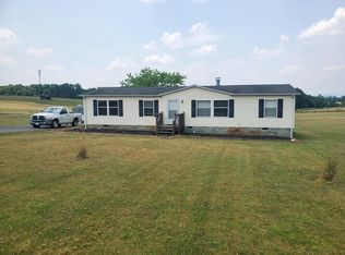 647 Golden View Rd, Glade Hill, VA 24092