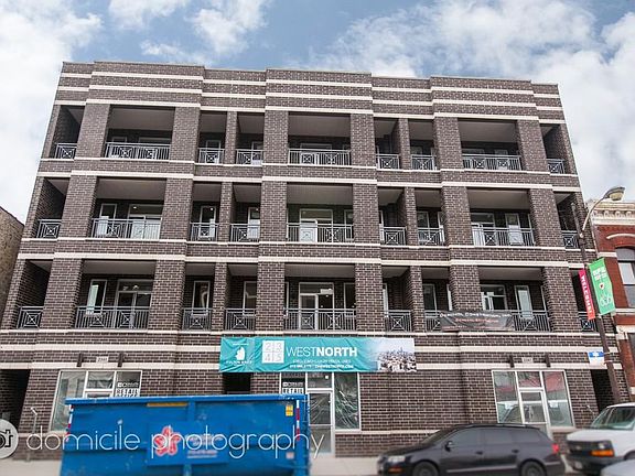4th image of 2347 W North Ave #4A