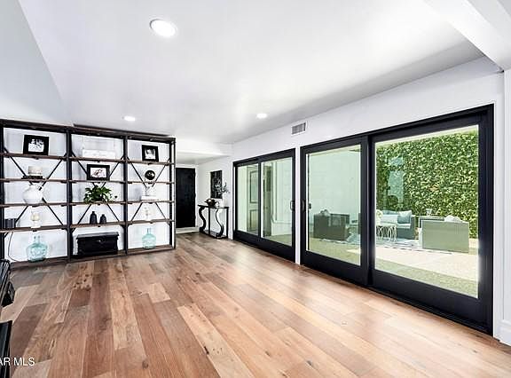 5th image of 4412 Sevenoaks Ct