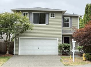 24803 SE 19th St, Sammamish, WA 98075