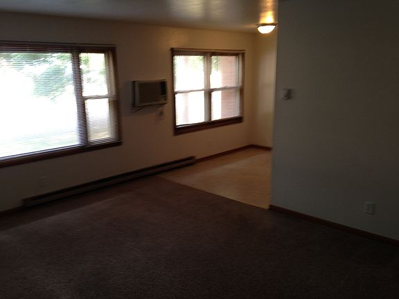 3rd image of 3343 Sun Valley Ter APT 4