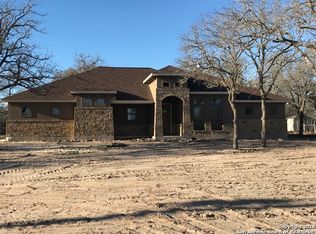 173 Sendera Xing, La Vernia, TX 78121