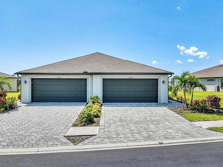 2049 Bonito Way — Photo 9