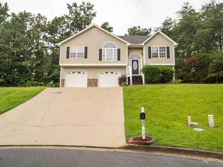 52 Fieldstone Ct — Photo 1