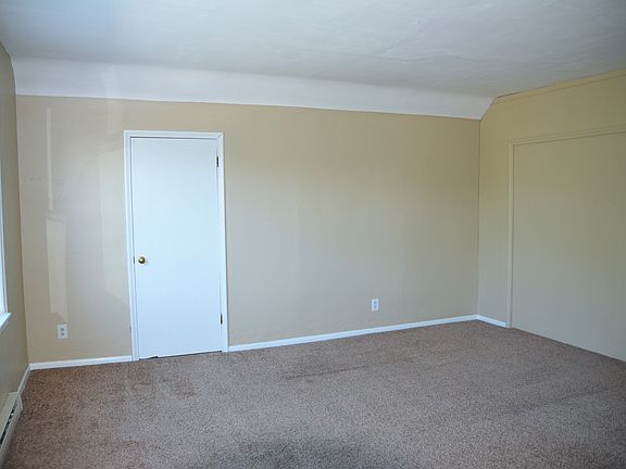 4th image of 711 W 28th St APT 5