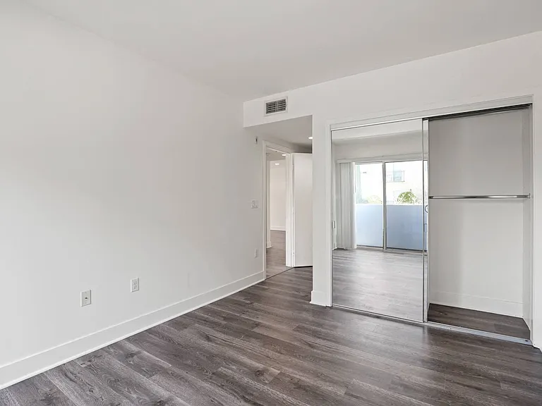Bedroom with Balcony
