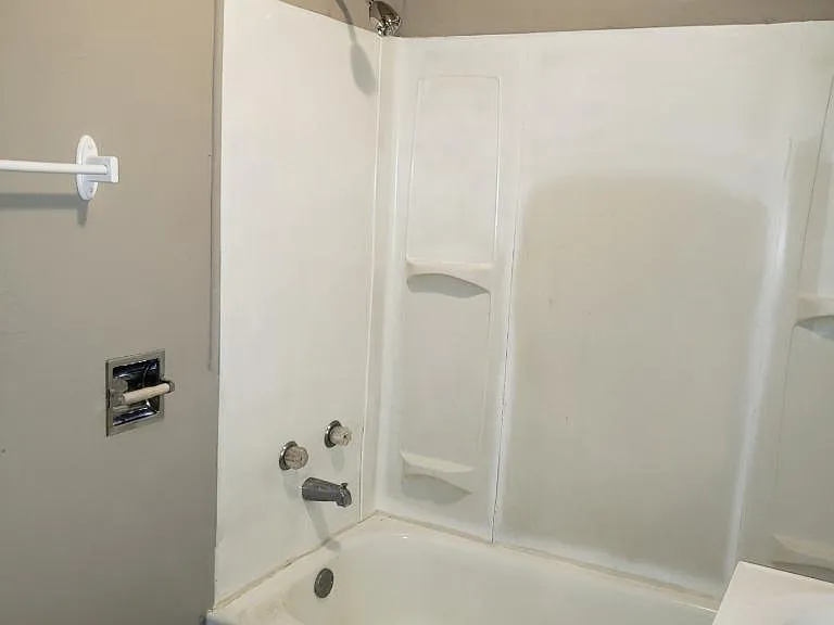 402 N Main St #2 — Photo 5
