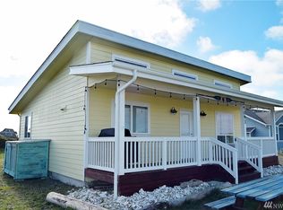 1093 Greenview Ave SW, Ocean Shores, WA 98569
