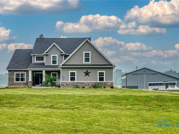 4500 Sugar Ridge Rd, Pemberville, OH 43450