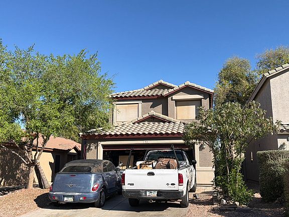 3rd image of 422 E Daniella Dr