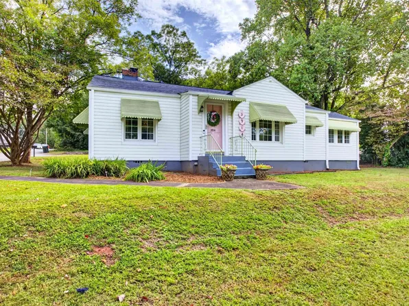 3914 Brushy Creek Rd, Greer, SC 29650