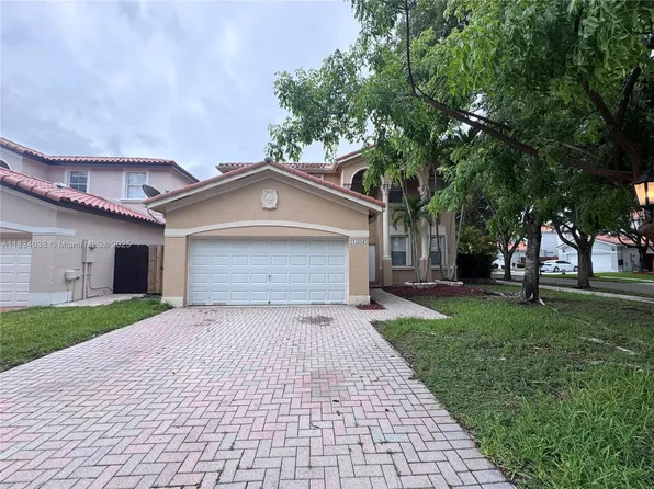 15884 SW 61st St, Miami, FL 33193