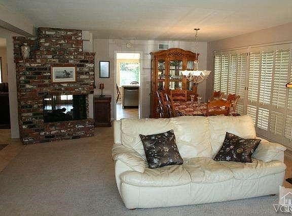 5th image of 26 Autumn Leaf Dr
