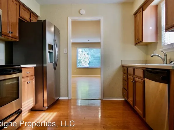 1007 W 75th St, Kansas City, MO 64114