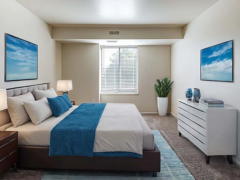 Regency Place Apartments — Photo 3