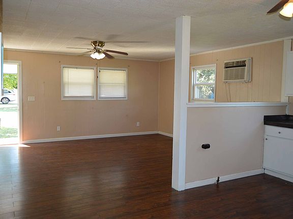 4th image of 303 W McKinley Ave