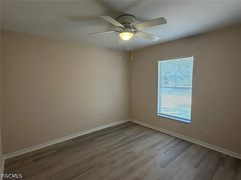3527 NE 19th Pl — Photo 16