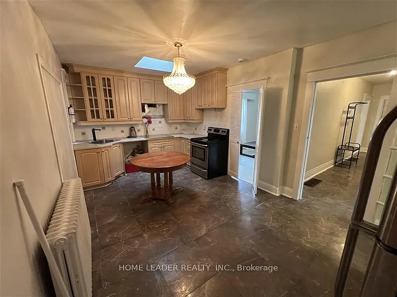 2 bed, $2,550 — Photo 3