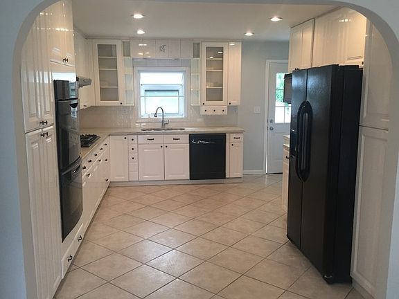 5th image of 2319 Atlantic Ave