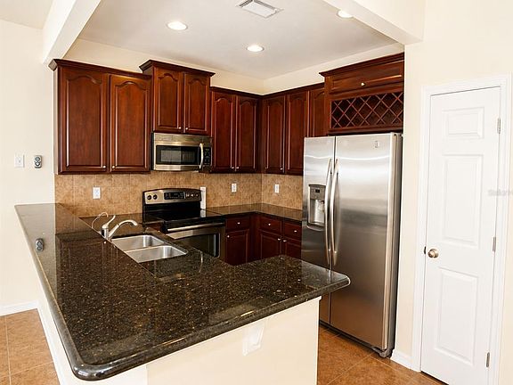 4th image of 1515 BOWMORE DRIVE