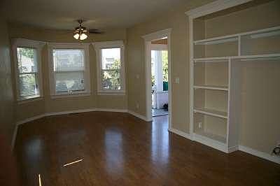 5th image of 839 Alabama St