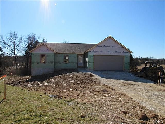 2nd image of 644 Crestfall Dr