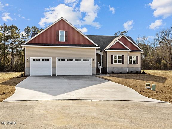 4th image of 106 S Tamassee Lane