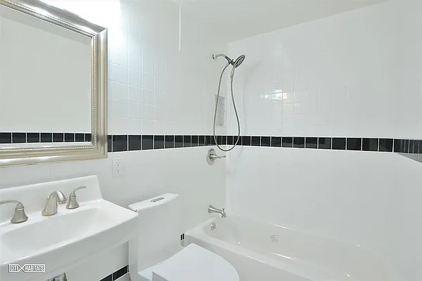 Rented by Citi Habitats | media 3