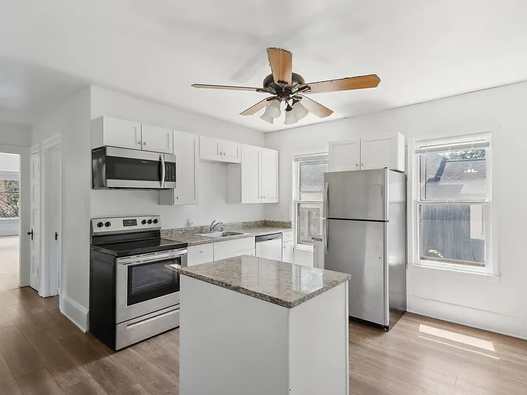 513 N 50th St #515 — Photo 1
