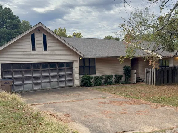 812 E Cross St, Forrest City, AR 72335
