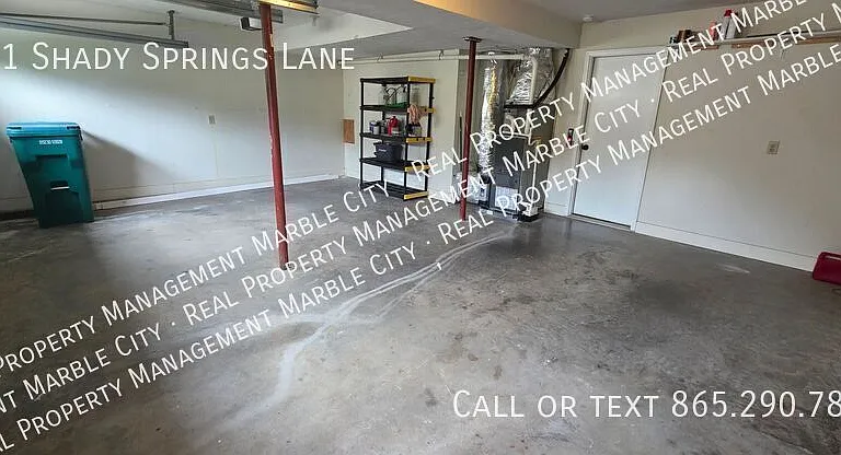 721 Shady Springs Ln — Photo 29