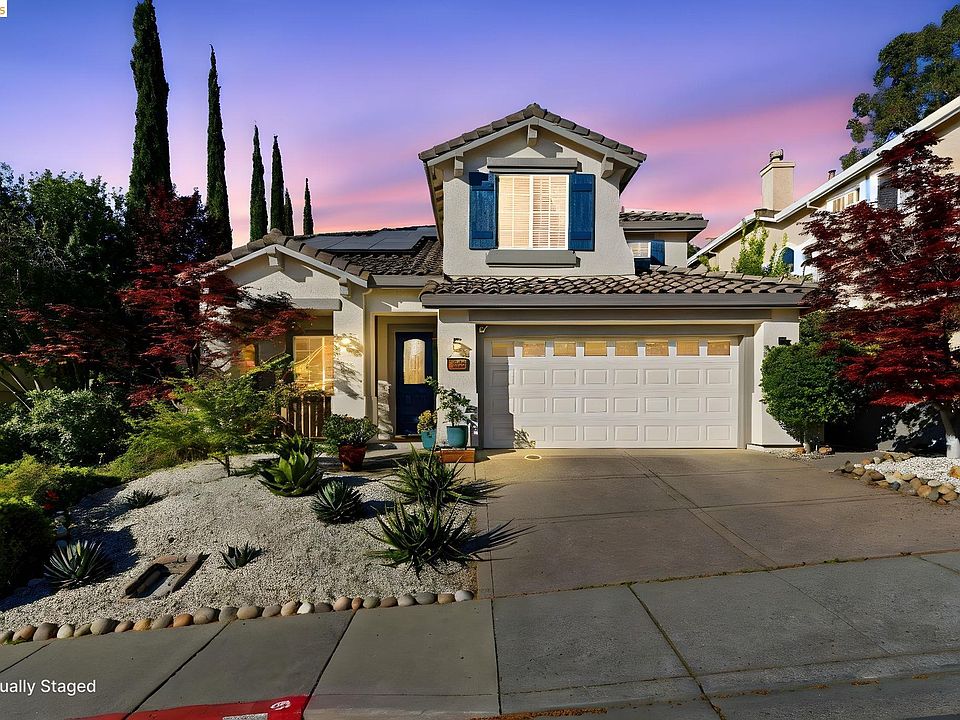 1st image of 257 Golf Links St