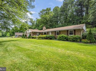 1039 Arnold Rd, Westminster, MD 21157