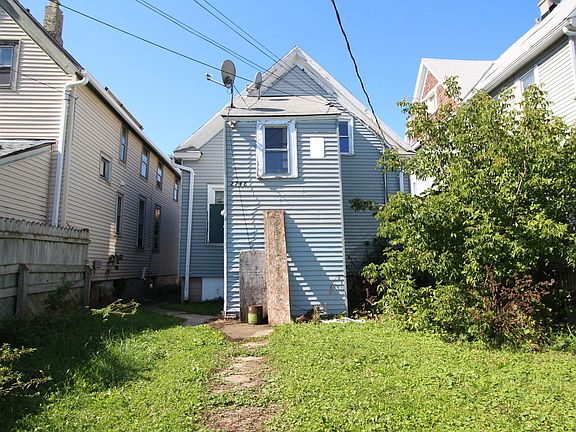 3rd image of 2748 N Holton St #2748A