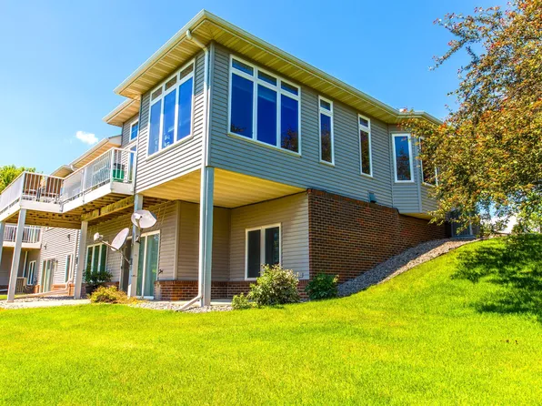 15157 Crestone Cir, Rosemount, MN 55068