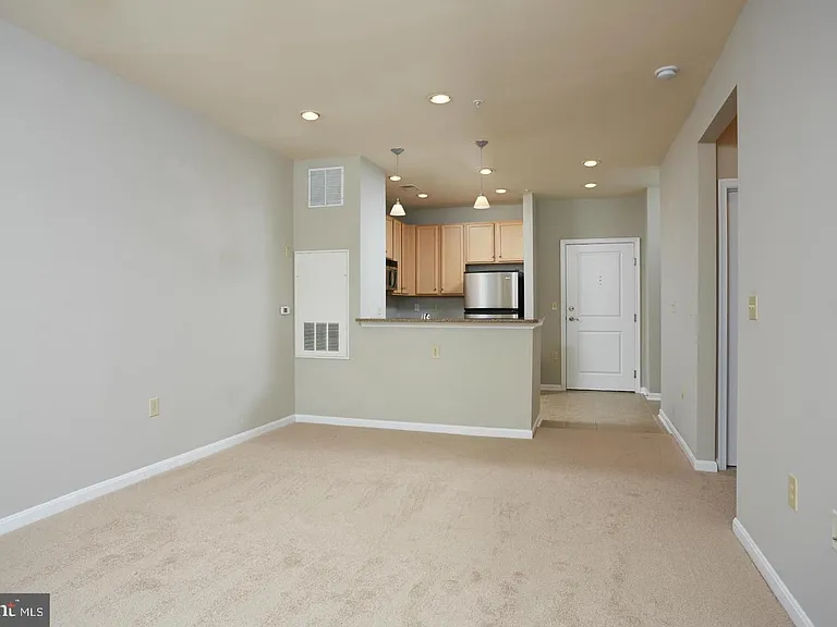 2655 Prosperity Ave #205 — Photo 5