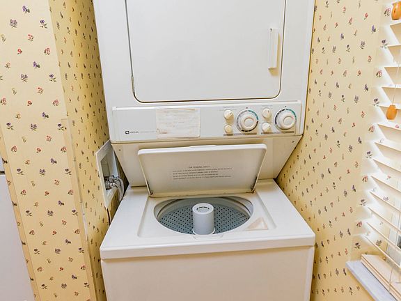 5th image of 353 S Us Highway 1 APT F407