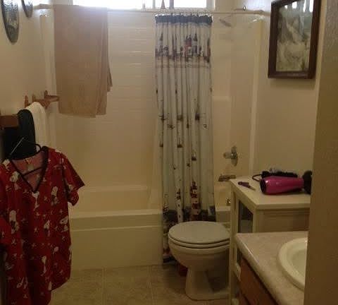 5th image of 725 Pearl Cir