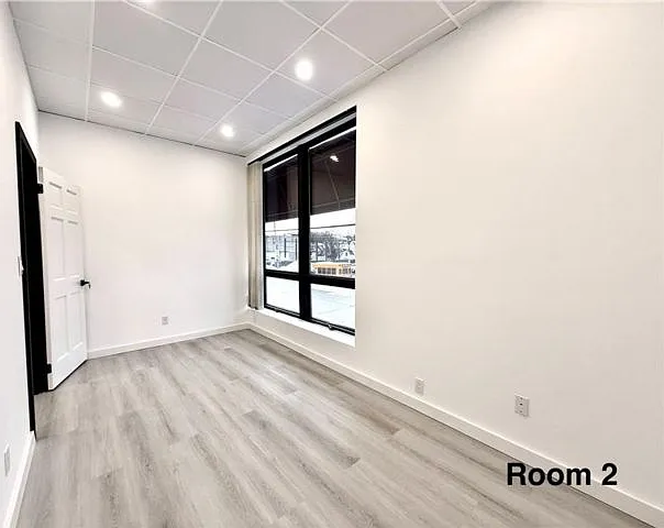 1186 Hylan Blvd #2 — Photo 5