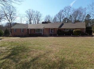 2900 Surry Ct, Chester, VA 23831