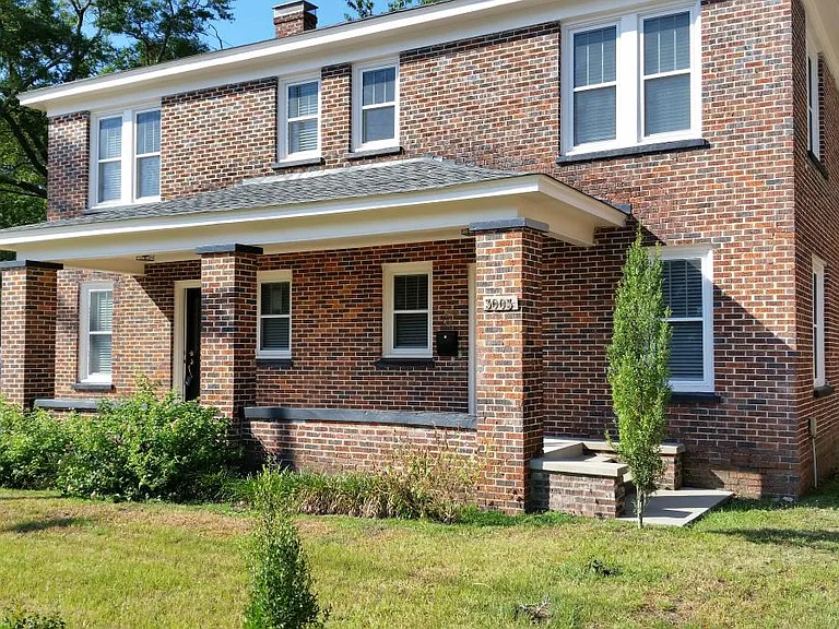 3001 River Dr — Photo 1