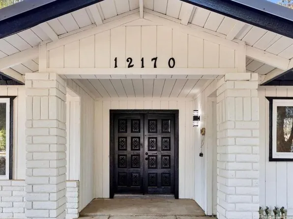 12170 Charlton Rd, Madera, CA 93636