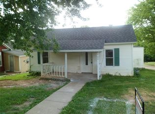 300 Shaw St, Park Hills, MO 63601