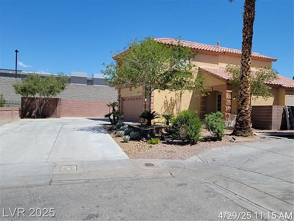 2nd image of 7406 Mission Palm St