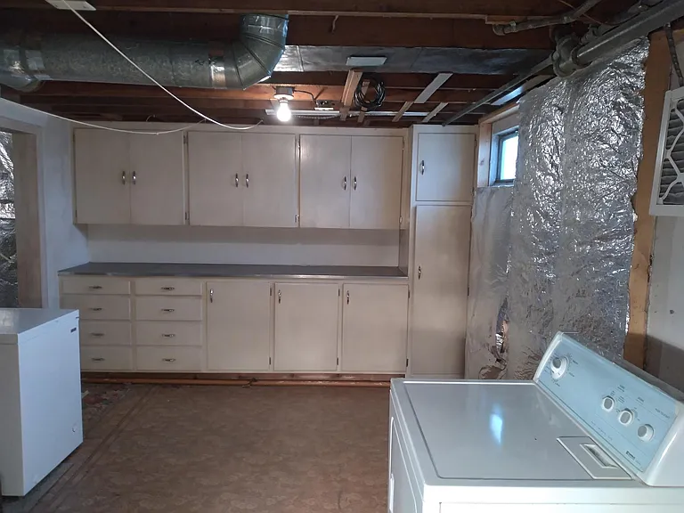 946 S 5th St W — Photo 10