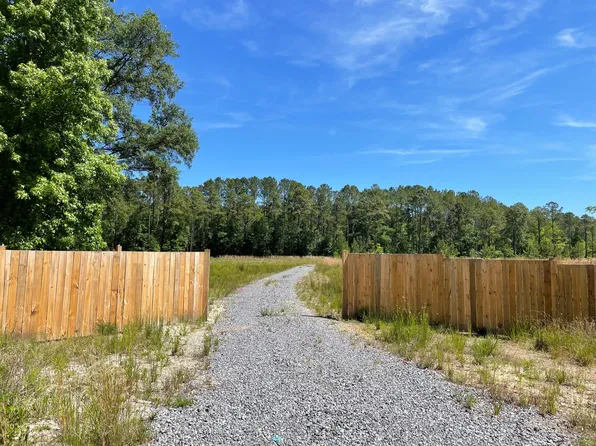 5296 Cherry Hill Rd, Hollywood, SC 29449