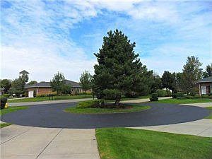 3rd image of 56 Hampton Hill Dr
