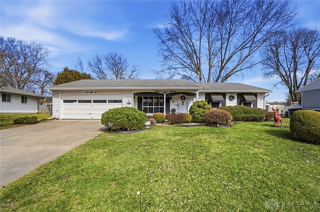 1516 Hyannis Dr photo 1